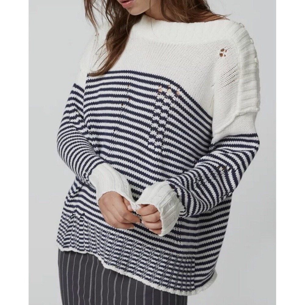 Urban Outfitters Distressed Sweater Women's S Navy Ecru Striped Oversized NEW